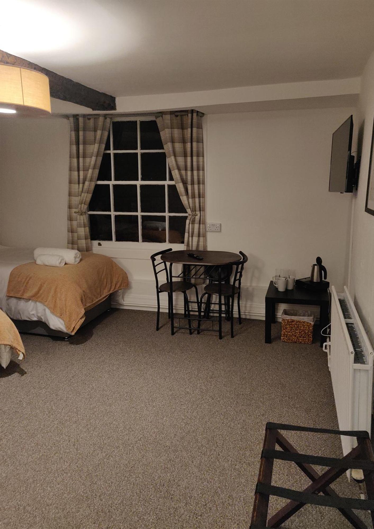 The Fox Otel Much Wenlock Oda fotoğraf